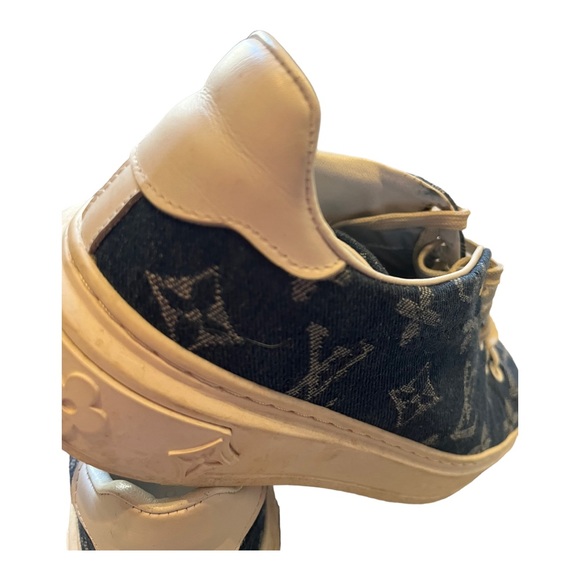 Louis Vuitton Time Out Low Top Denim Monogram Sneakers - Picture 12 of 16